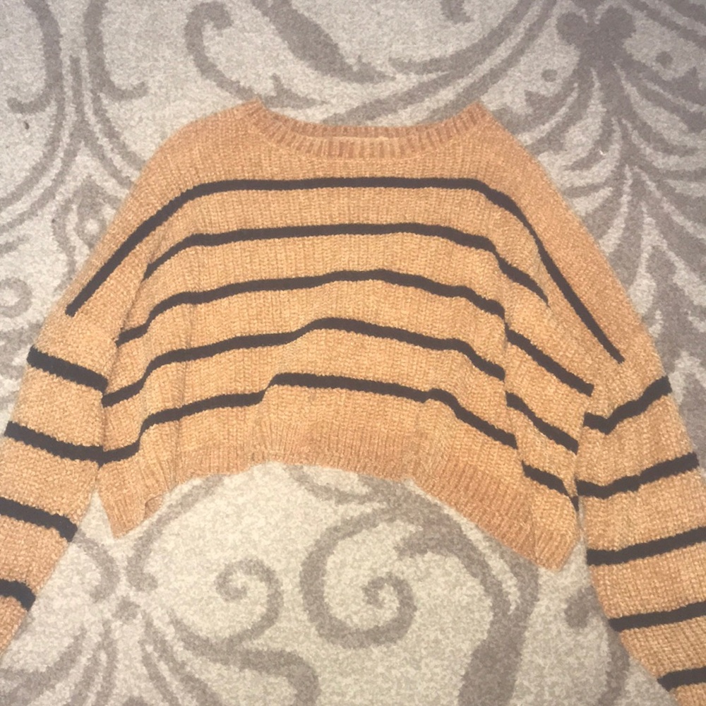 cropped sweater